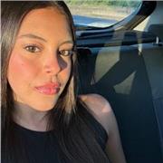 Ciao sono Giulia e sono disponibile per ripetizioni di inglese e spagnolo per ragazzi!